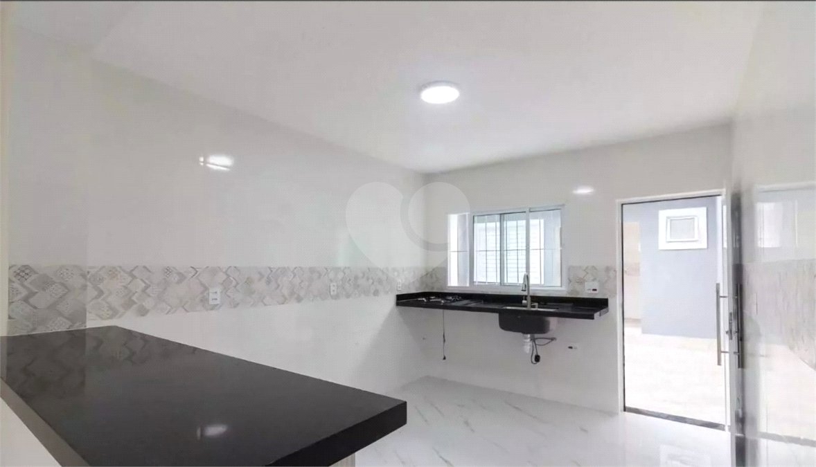 Casa à venda com 3 quartos, sendo 1 suíte, em Jardim Peri Peri, São Paulo, SP