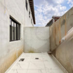 Casa à venda com 3 quartos, sendo 1 suíte, no condomínio Miguel Comitre, Poá - SP