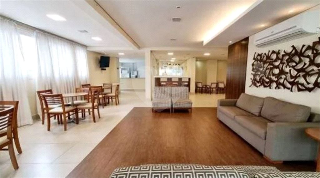 Apartamento à venda com 2 quartos, sendo 1 suíte,  em Vila Maria, São Paulo, SP