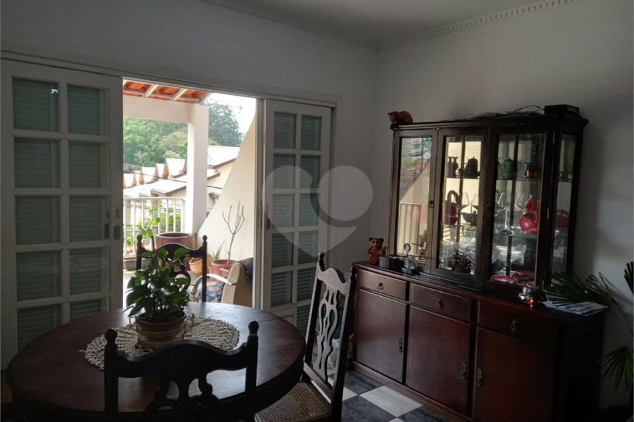 Sobrado à venda com 3 quartos, sendo 1 suíte, em Tremembé, São Paulo, SP