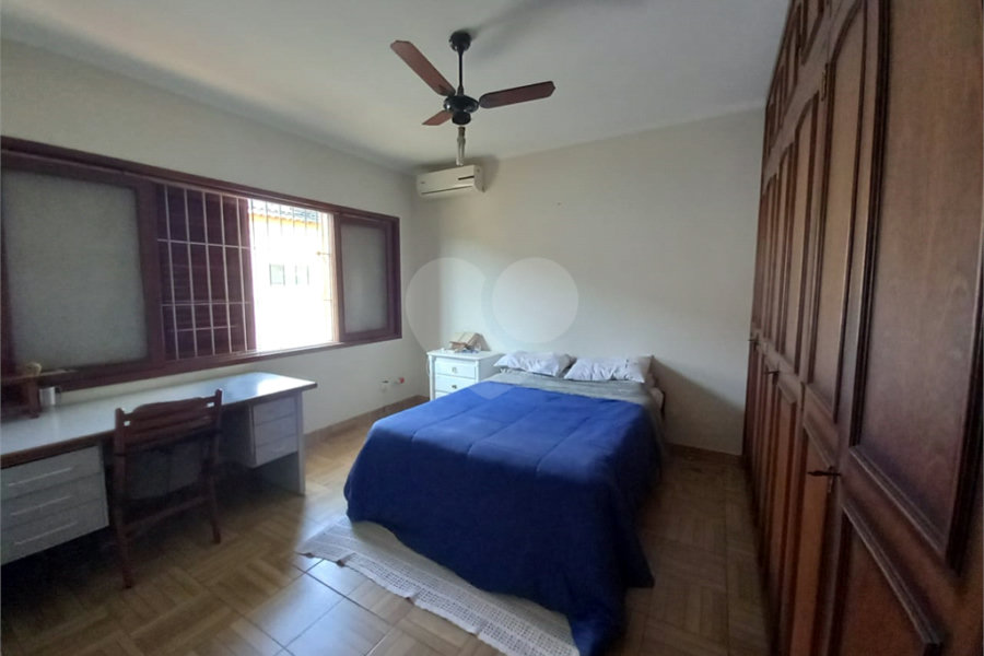 Sobrado à venda com 4 quartos, sendo 2 suítes, em Tremembé, São Paulo, SP