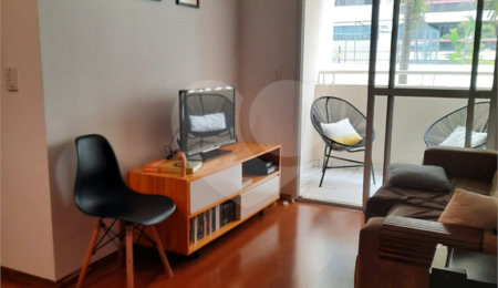 Apartamento à venda com 2 quartos, sendo 1 suíte,  em Pinheiros, São Paulo, SP
