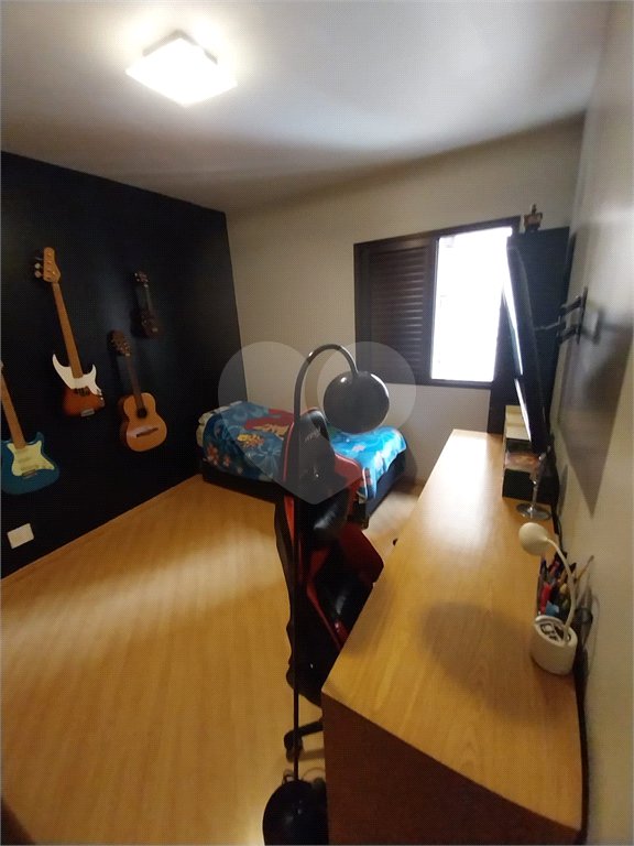 Apartamento à venda com 3 quartos, sendo 2 suítes,  em Vila Gilda, Santo André, SP