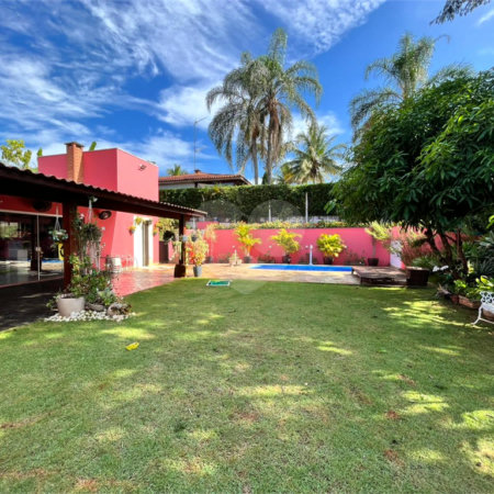 Casa à venda com 3 quartos, sendo 1 suíte, no condomínio Portal do Sabiá, Araçoiaba da Serra - SP