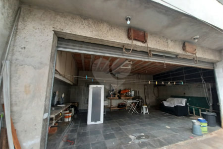 Sobrado à venda com 4 quartos, sendo 1 suíte, em Vila Gustavo, São Paulo, SP