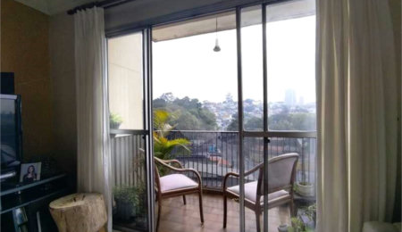 Apartamento à venda com 2 quartos, sendo 1 suíte,  em Jardim Itacolomi, São Paulo, SP