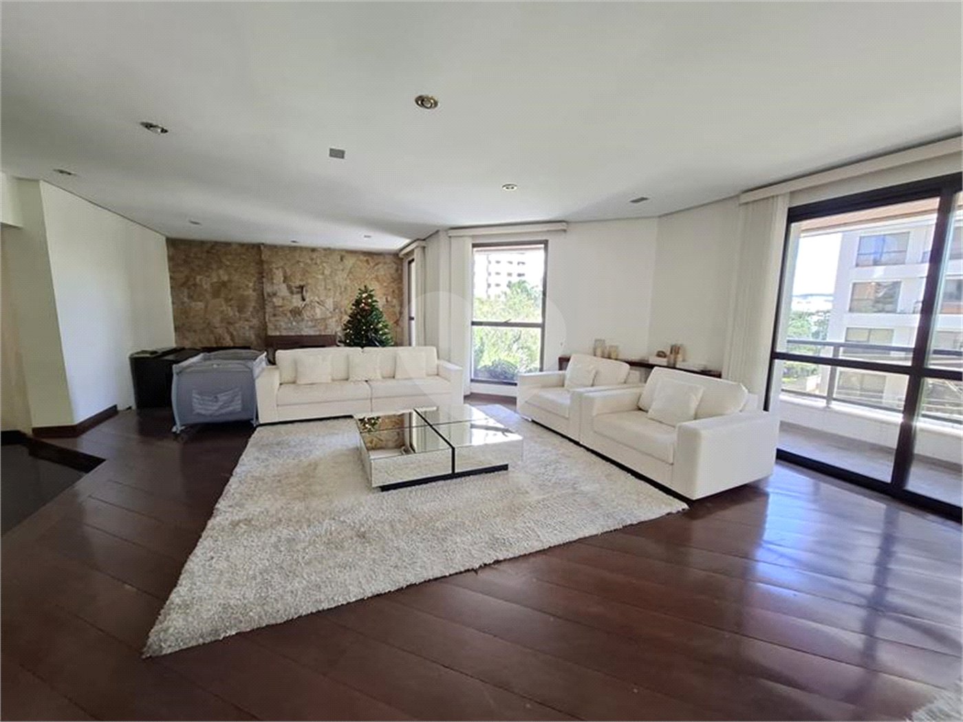 Apartamento, a venda, com 300m² de área privativa, 4 suítes, 4 vagas - Santana / SP
