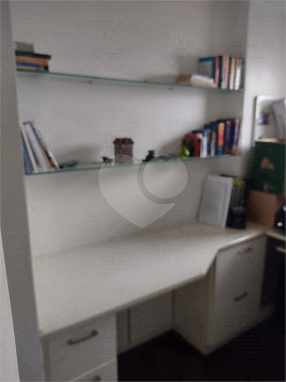 Apartamento à venda com 3 suítes em Vila Suzana, São Paulo, SP