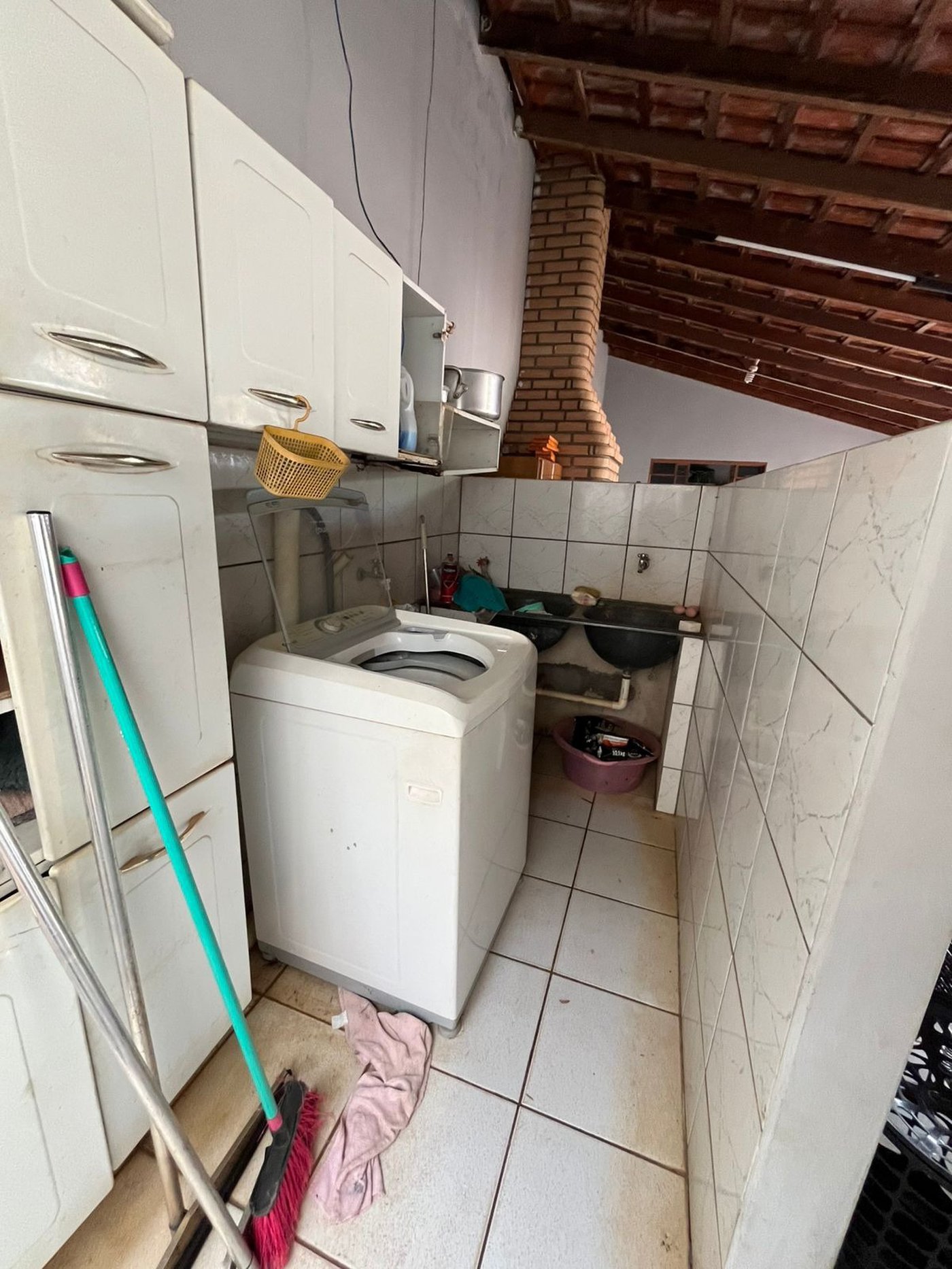 Casa à venda com 3 quartos, sendo 1 suíte,  em Jardim Primaveril, Três Lagoas, MS