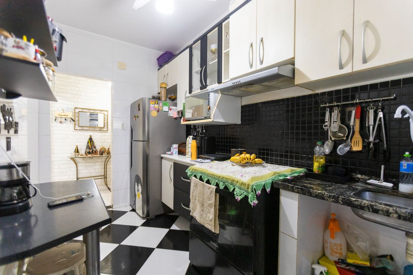 Apartamento com 2 dormitórios à venda, 65 m² por R$ 410.000,00 - Embaré - Santos/SP