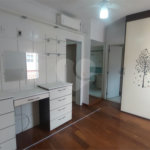 Casa para alugar com 3 quartos, sendo 1 suíte, no condomínio Santanna, São Paulo - SP