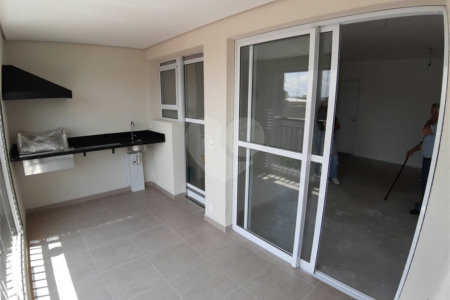 Apartamento à venda com 3 quartos, sendo 1 suíte, em Santo Antônio, São Caetano do Sul, SP