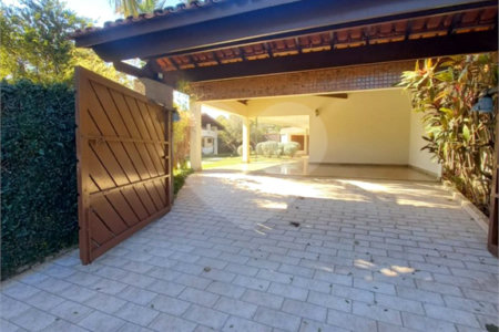 Casa à venda com 5 quartos, sendo 2 suítes, no condomínio Estância Marambaia, Vinhedo - SP