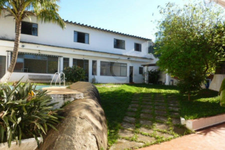 Casa Térrea à venda com 4 quartos, sendo 1 suíte,  em Tucuruvi, São Paulo, SP