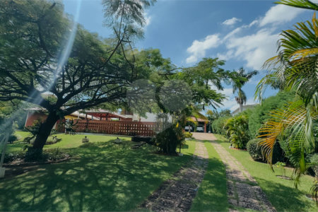 Casa à venda com 4 suítes no condomínio Monte Belo, Salto - SP