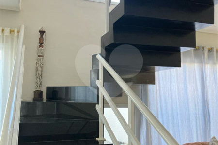 Casa à venda com 4 quartos, sendo 2 suítes,  no condomínio Morada da Praia, Bertioga - SP