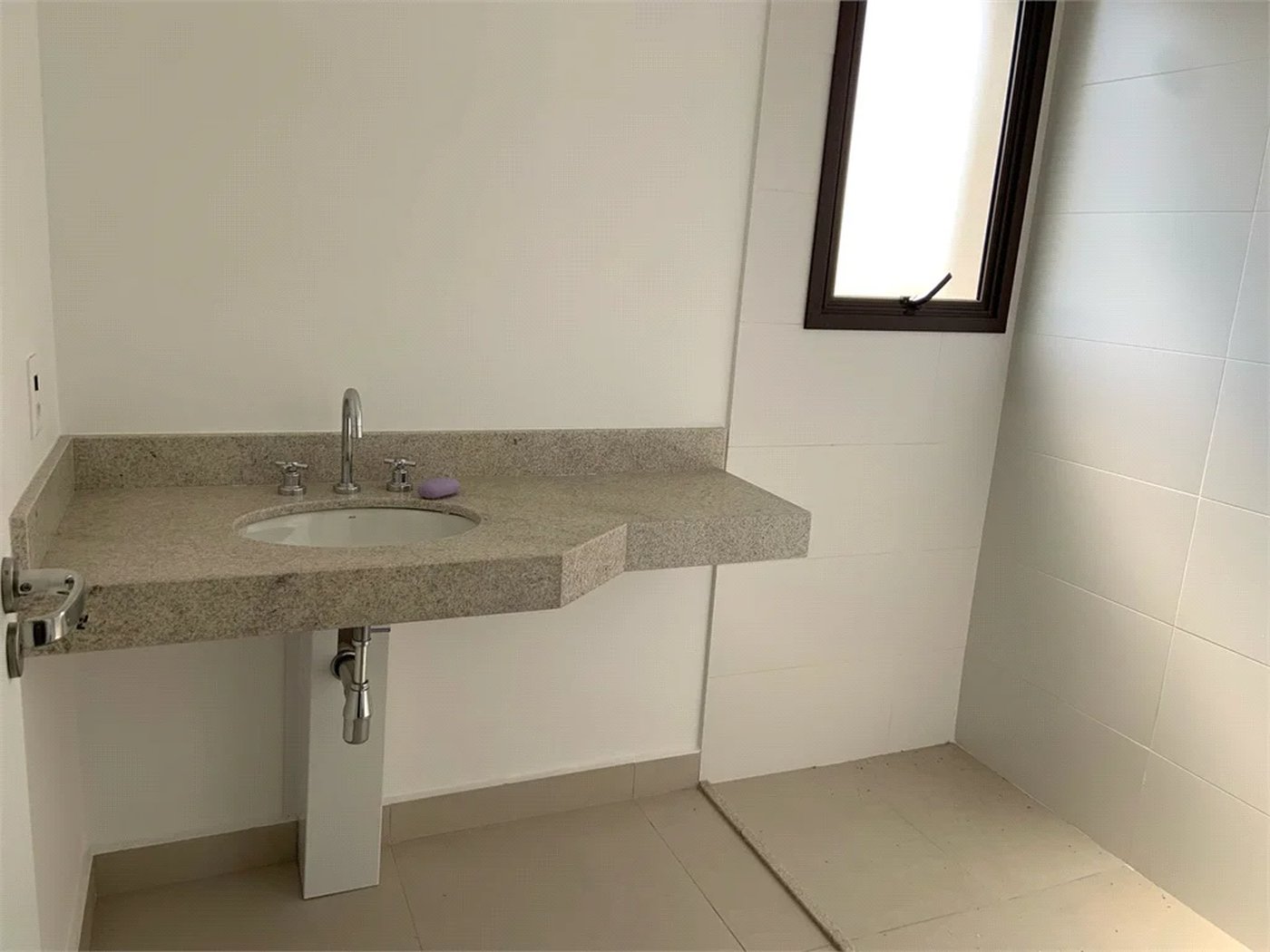 Apartamento à venda com 3 suítes em Bela Aliança, São Paulo, SP