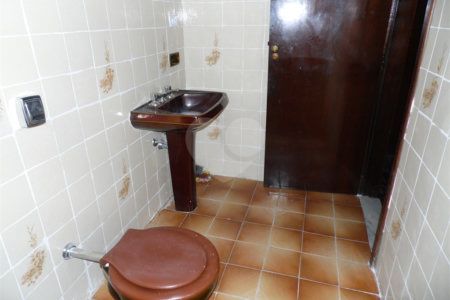 Casa à venda com 5 quartos, sendo 3 suítes, em Vila São Francisco, São Paulo, SP