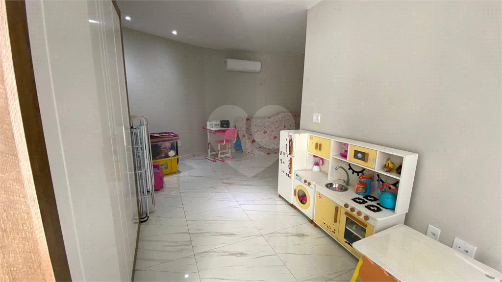 Casa à venda ou para alugar com 3 suítes no condomínio Mansões da Prata, Rio de Janeiro - RJ