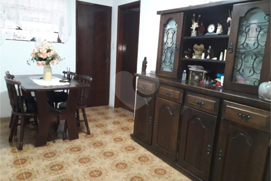 Casa à venda com 4 quartos, sendo 1 suíte, em Santana, São Paulo, SP