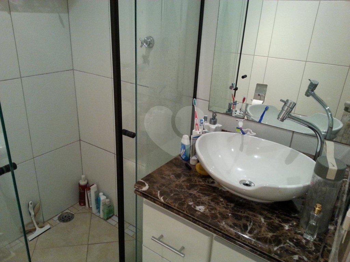 Sobrado à venda com 3 suítes em Vila Nivi, São Paulo, SP