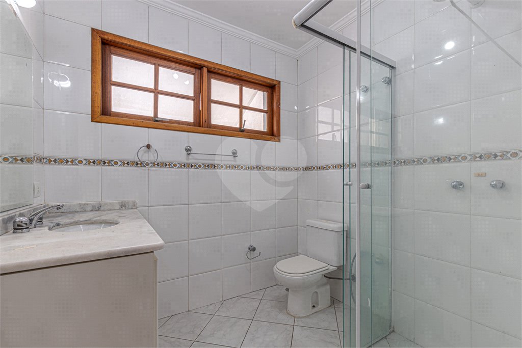 Sobrado à venda com 2 quartos, sendo 1 suíte, em Alto da Boa Vista, São Paulo, SP