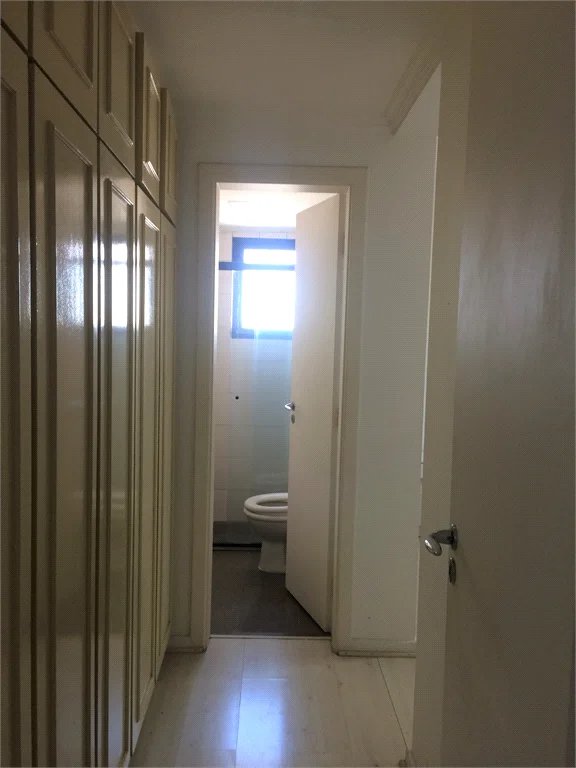 Apartamento à venda com 3 suítes em Vila Suzana, São Paulo, SP