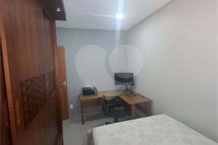 Casa à venda com 3 quartos, sendo 1 suíte, em Campo Grande, Rio de Janeiro, RJ