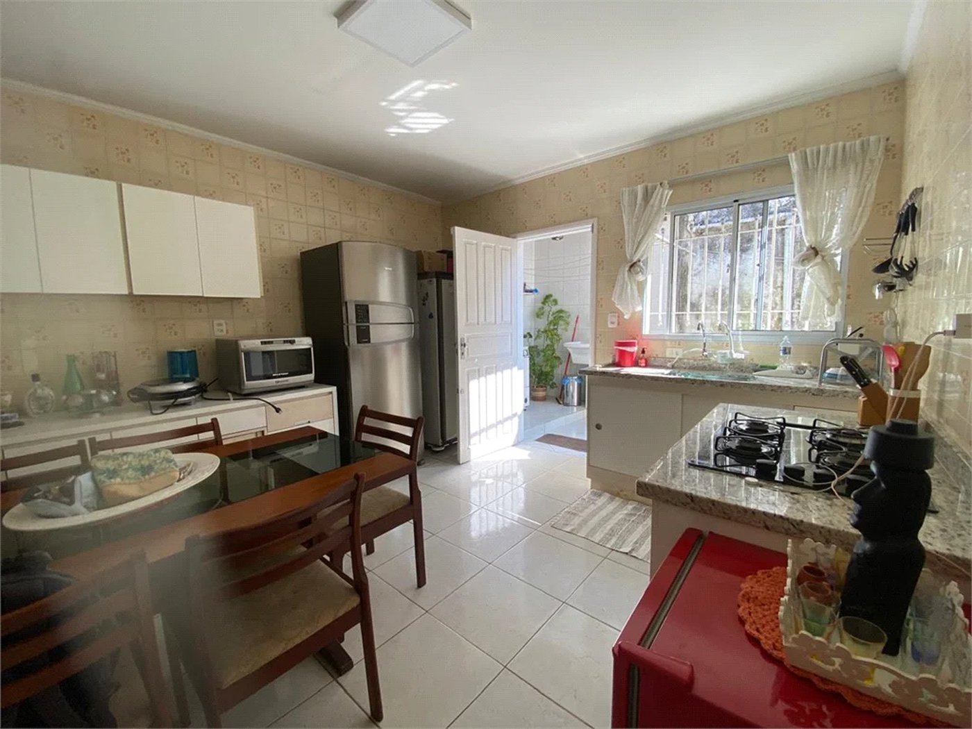 Sobrado à venda com 3 quartos, sendo 1 suíte, em Vila Ipojuca, São Paulo, SP