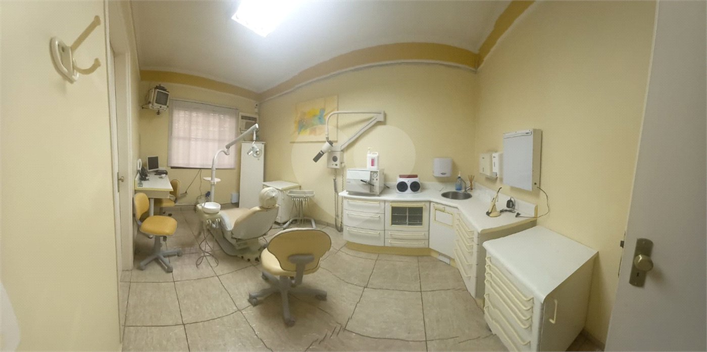 Casa para alugar com 3 quartos no condomínio Diva da Silva, São Paulo - SP
