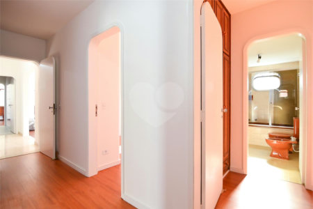 Apartamento à venda com 4 quartos, sendo 2 suítes,  em Brooklin Paulista, São Paulo, SP