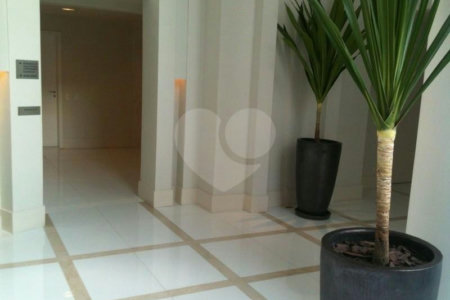 Apartamento à venda com 1 suíte em Campo Belo, São Paulo, SP