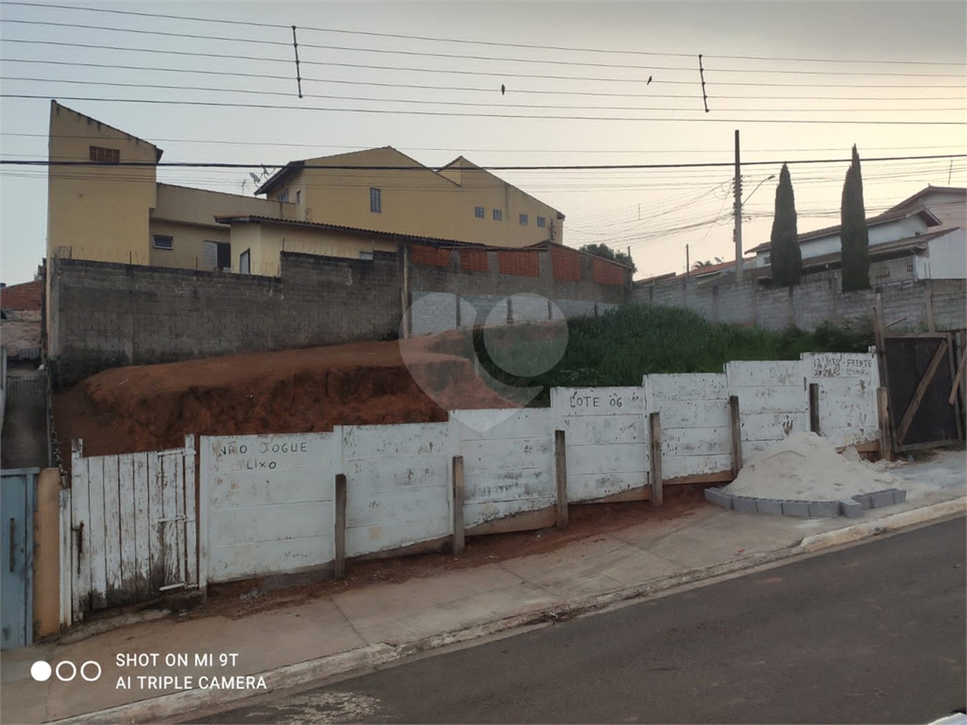 Terreno à venda em Jardim Alvinópolis, Atibaia, SP