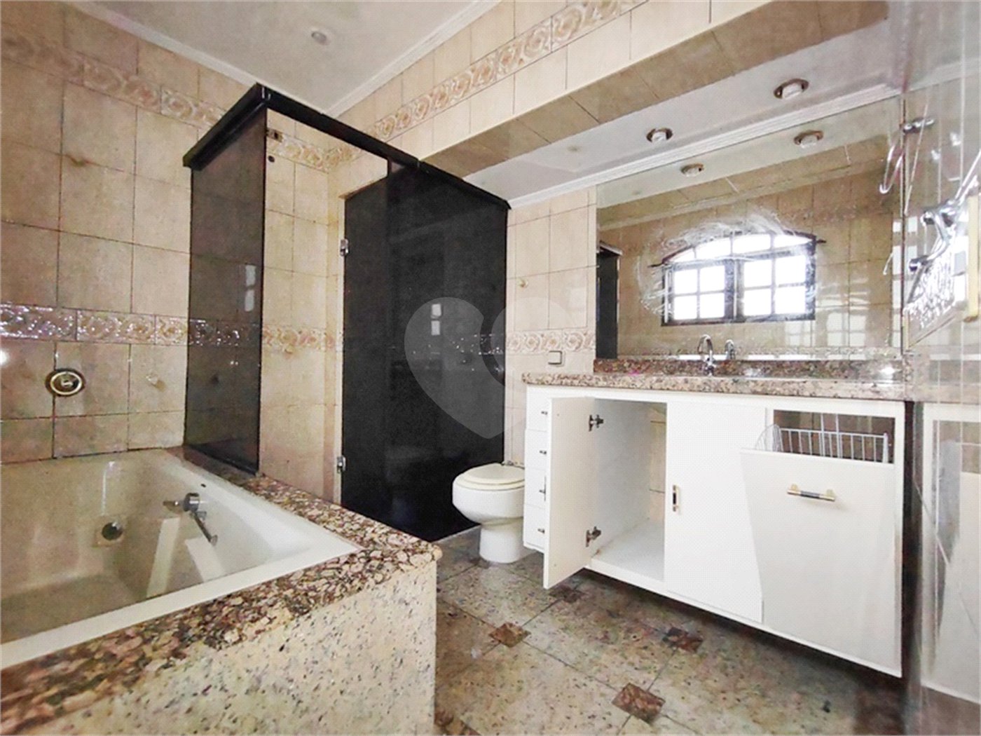 Casa à venda com 3 quartos, sendo 1 suíte, em Vila Mazzei, São Paulo, SP