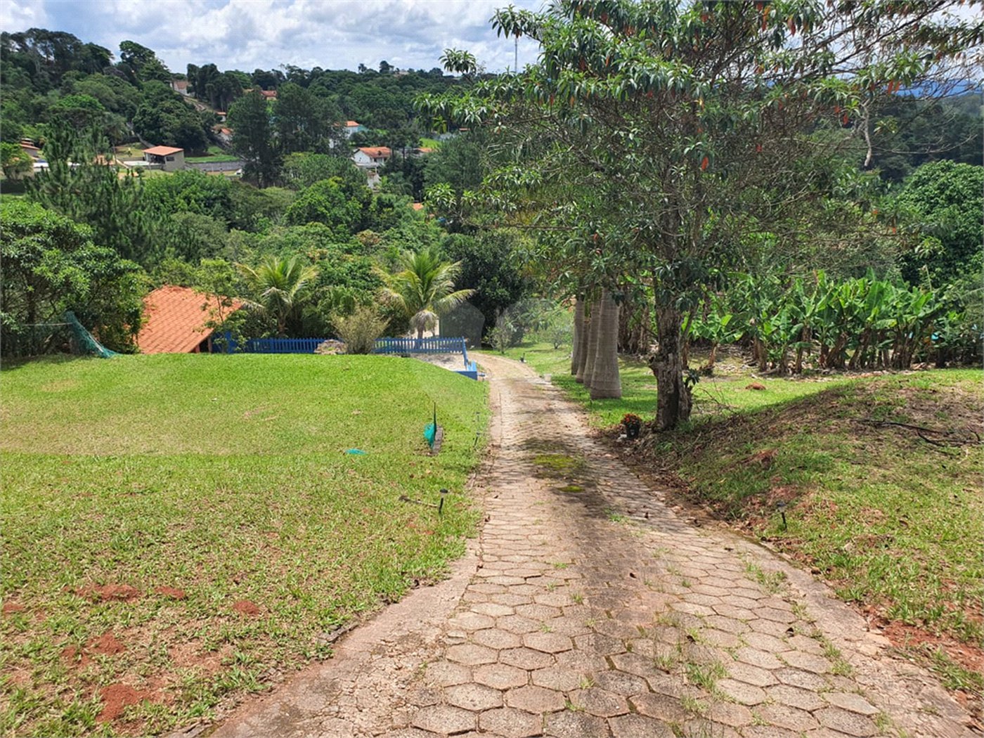 Chácara à venda com 4 quartos, sendo 1 suíte, no Centro, Santa Isabel, SP