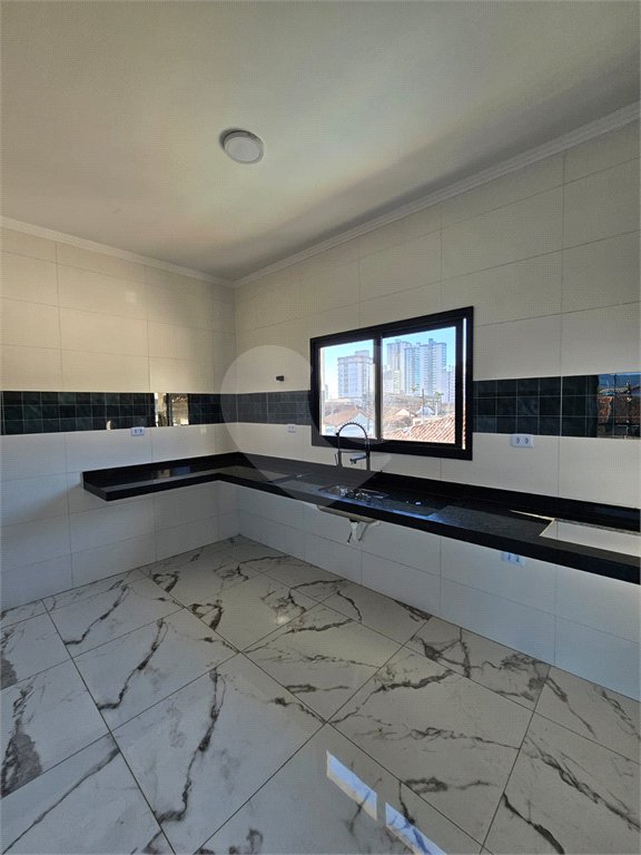 Casa à venda com 3 quartos, sendo 1 suíte,  em Maracanã, Praia Grande, SP