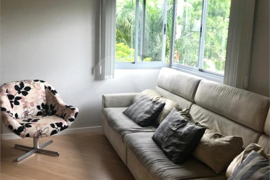 Apartamento à venda com 3 quartos, sendo 1 suíte, em Vila Paulicéia, São Paulo, SP