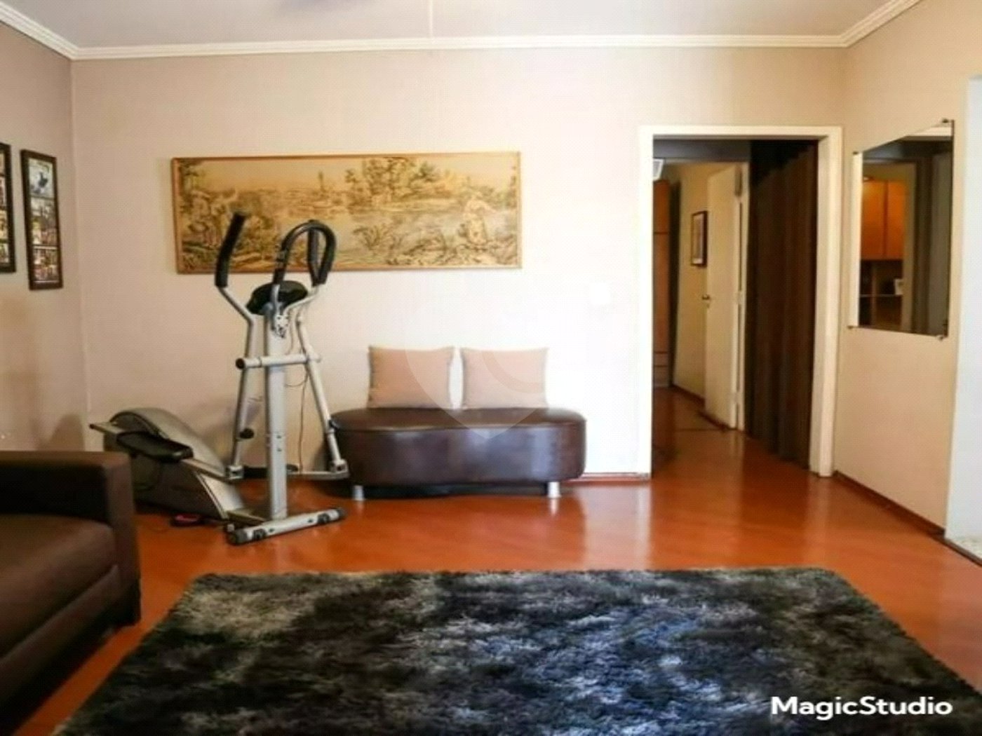 Casa com 120m² , 4 dormitórios , sendo 1 suíte , 3 vagas de garagem , à venda no Jabaquara.