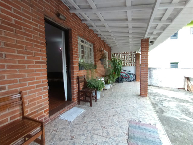 Casa Térrea à venda com 3 quartos, sendo 1 suíte,  em Jardim São Luís, São Paulo, SP
