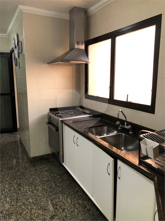 Apartamento à venda com 4 quartos, sendo 1 suíte, em Jardim Avelino, São Paulo, SP