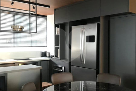 Apartamento à venda com 2 suítes em Vila Nova Conceição, São Paulo, SP