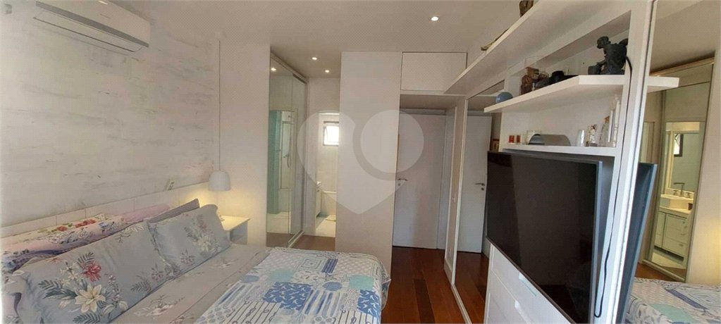 Apartamento à venda com 4 quartos, sendo 1 suíte,  em Tijuca, Rio de Janeiro, RJ
