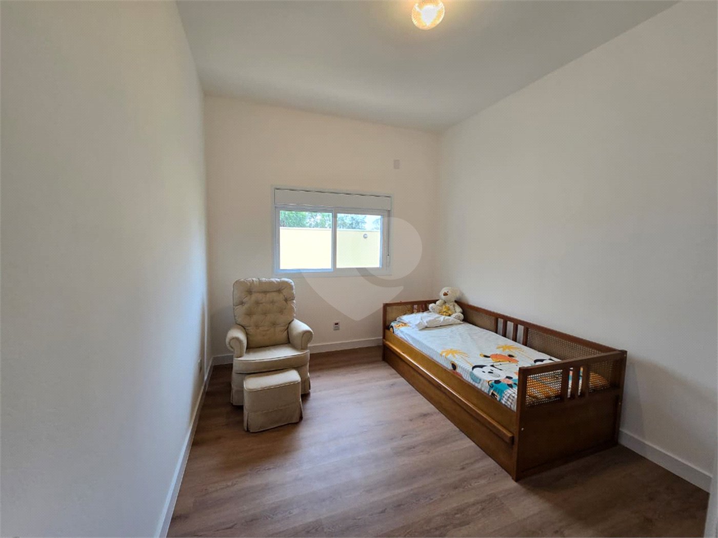 Casa à venda com 3 quartos, sendo 1 suíte,  no condomínio Golden Ville, Itapetininga - SP
