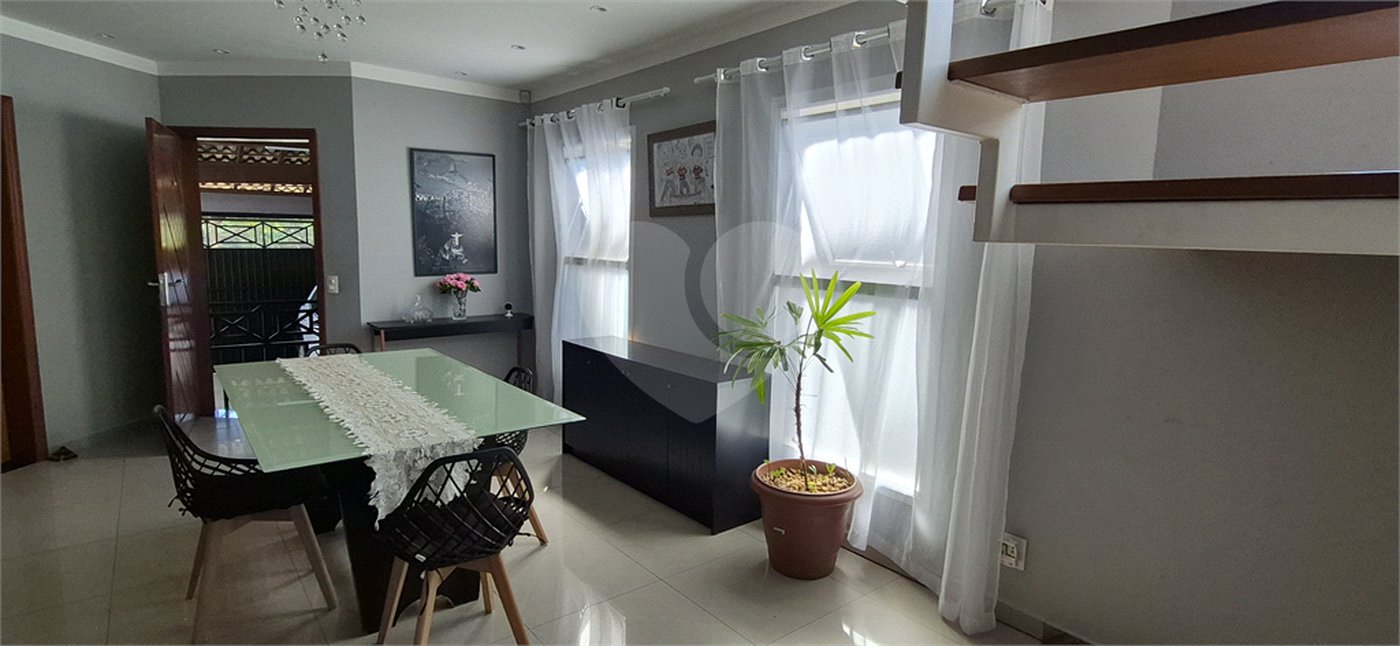 Casa à venda com 4 quartos, sendo 3 suítes, em Parque São Camilo, Itu, SP