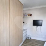 Apartamento à venda com 3 suítes em Jardim Londrina, São Paulo, SP