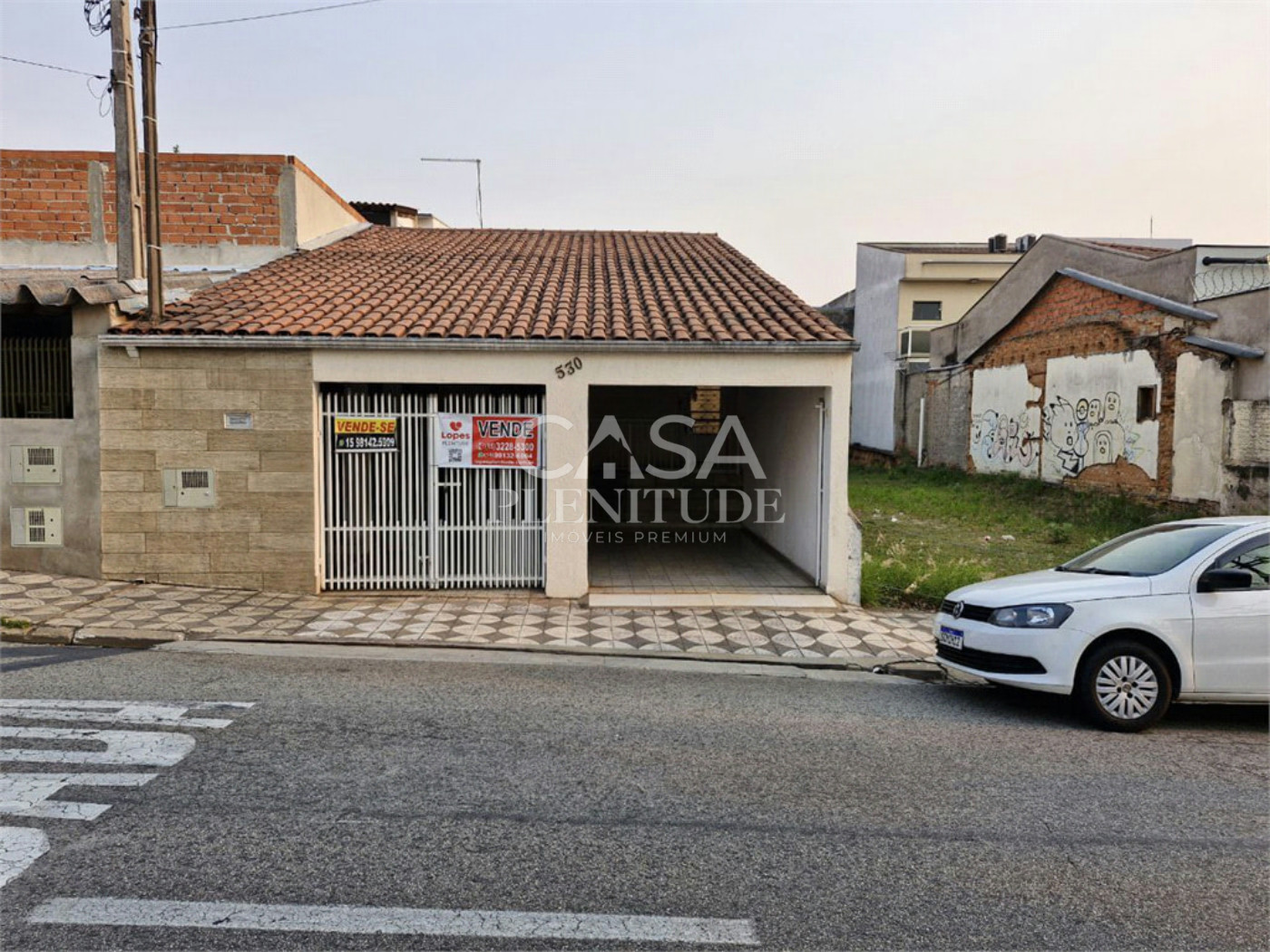 Casa à venda com 2 quartos, sendo 1 suíte,  em Jardim Saira, Sorocaba, SP