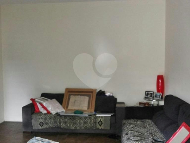 Casa Térrea à venda com 3 quartos em Jabaquara, São Paulo, SP