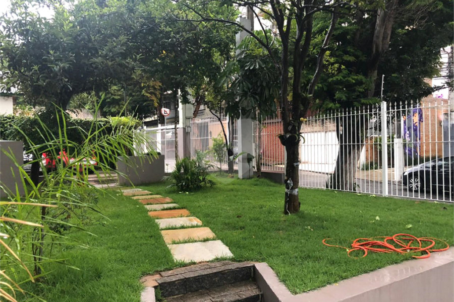 Apartamento à venda com 2 quartos, sendo 1 suíte, em Vila Olímpia, São Paulo, SP
