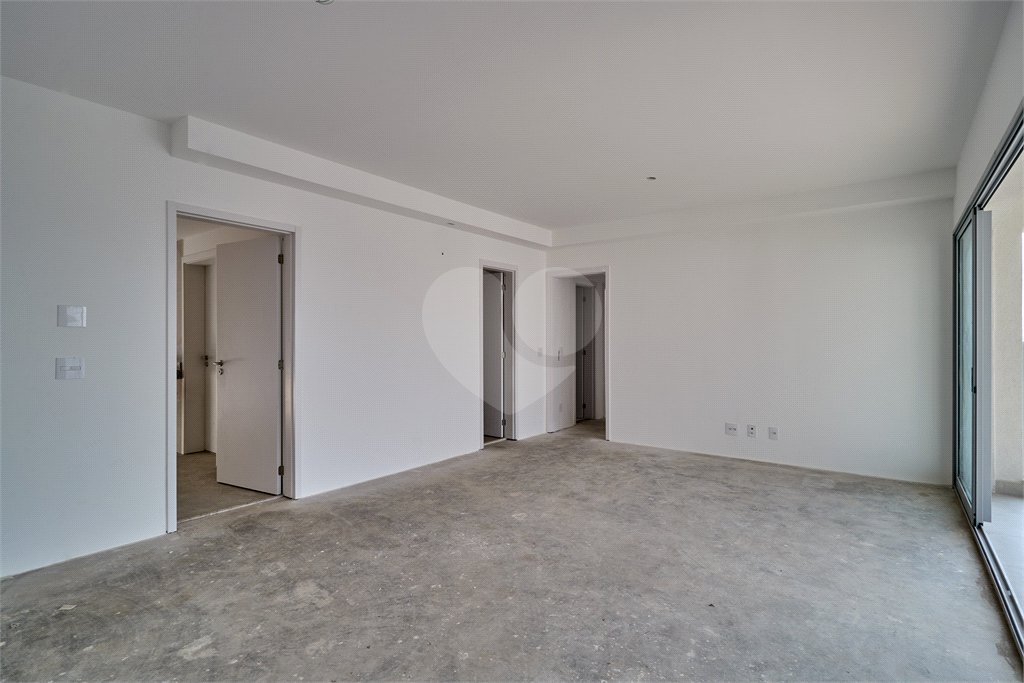 Apartamento à venda com 3 quartos, sendo 1 suíte, em Jardim Marajoara, São Paulo, SP
