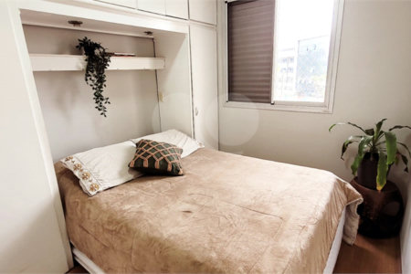 Apartamento à venda com 3 quartos, sendo 1 suíte, em Vila Isa, São Paulo, SP